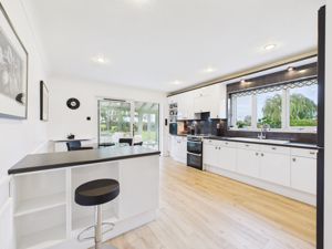 Kitchen- click for photo gallery